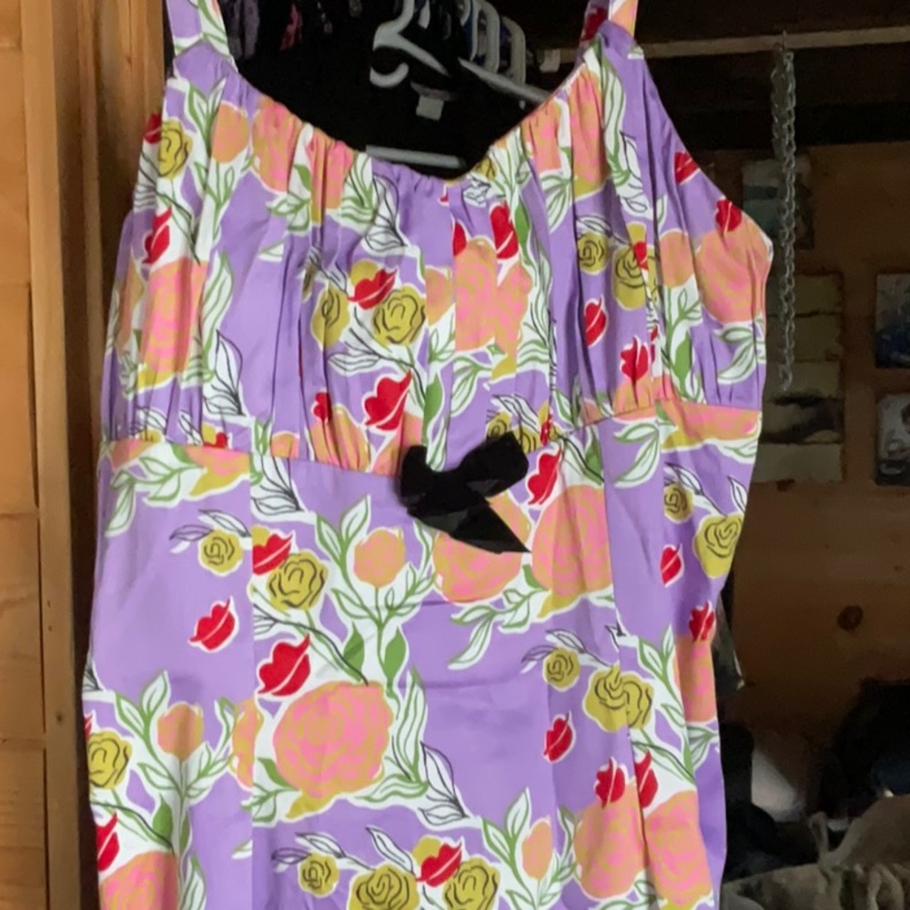 New with tags Pinup Couture Mary Blair lips and roses dress, size 2X.